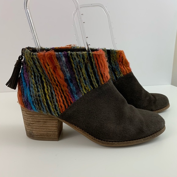 Toms Leila Chocolate Suede Booties 9 - Picture 3 of 8